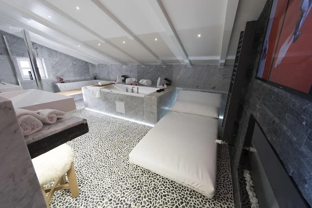 Snow Lodge Boutique Hotel Courchevel